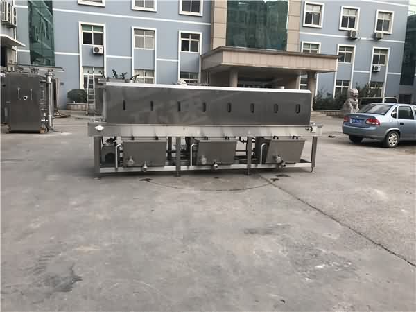塑料膠筐清洗機價格 僅需2人解決周轉筐清洗難題 塑料膠筐清洗機價格 僅需2人解決周轉筐清洗難題
