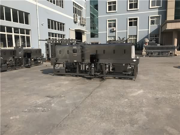 周轉塑料箱清洗機制造商 周轉箱清洗滅菌 周轉箱清洗機 周轉塑料箱清洗機制造商 周轉箱清洗滅菌 周轉箱清洗機
