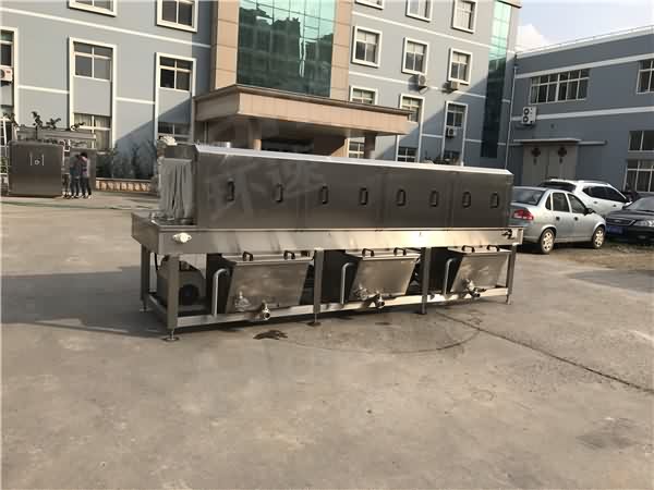 供應環(huán)速塑料筐清洗機圖片 周轉筐高溫滅菌清洗一體化設備 供應環(huán)速塑料筐清洗機圖片 周轉筐高溫滅菌清洗一體化設備
